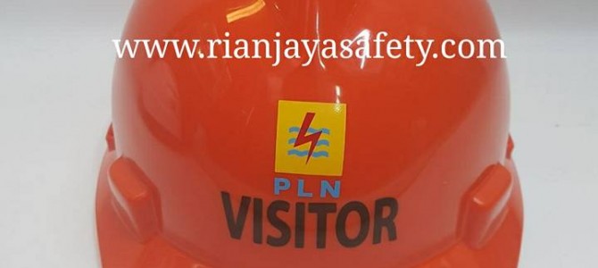 Terima cetak logo perusahaan pada helm safety / helm proyek di Balikpapan Terima cetak logo perusahaan pada helm safety / helm proyek di Balikpapan
